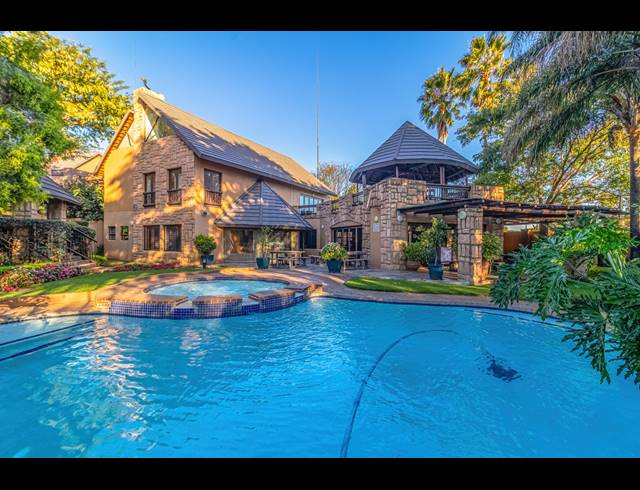 1 BEDROOM SECTIONAL TITLE FOR SALE IN DOUGLASDALE